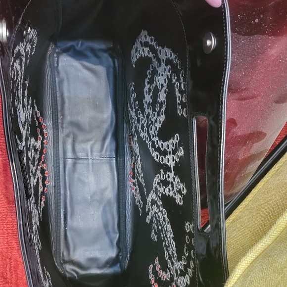 🚨(Semi Project) Chanel Triple Cocomark Patent Tote with COA(s). Sold-AS-IS. - Picture 12 of 17